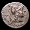 C. Serveilius. Denario (3,53 g.) Italia central, 136 a.C. Craw-239/1. VF+